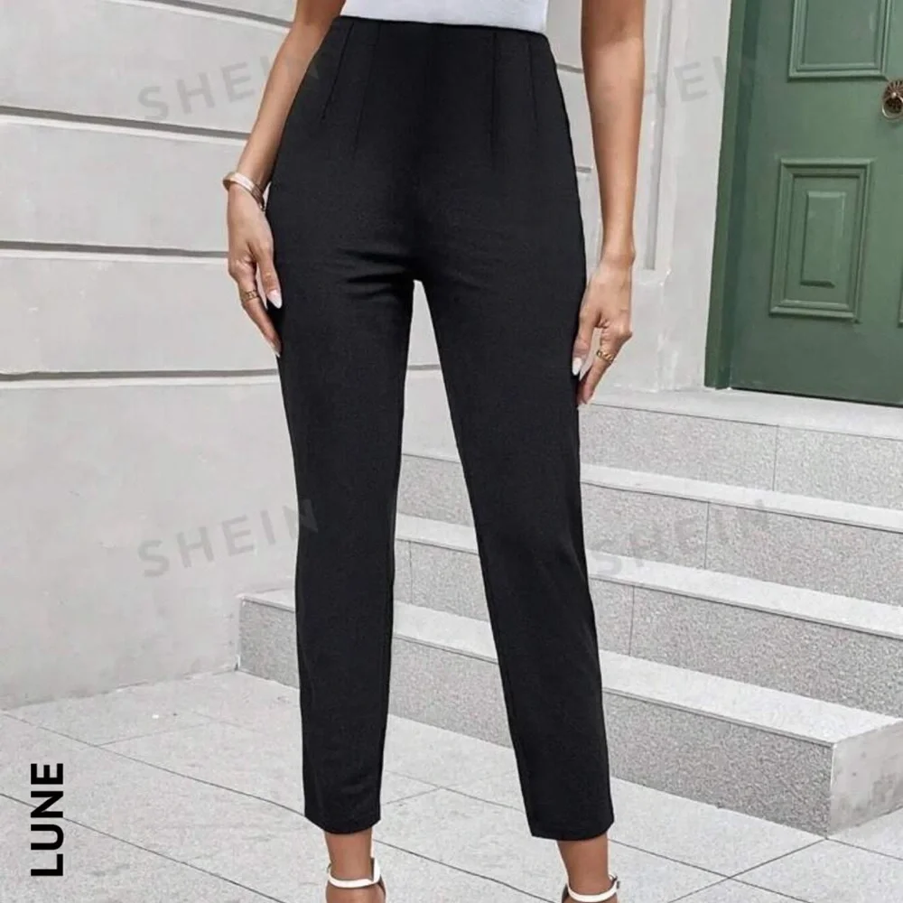 Solid Cropped Pants - Picture 2 of 2